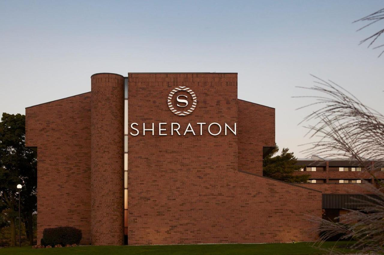 Sheraton Grand Rapids Airport Hotel Cascade Exterior photo