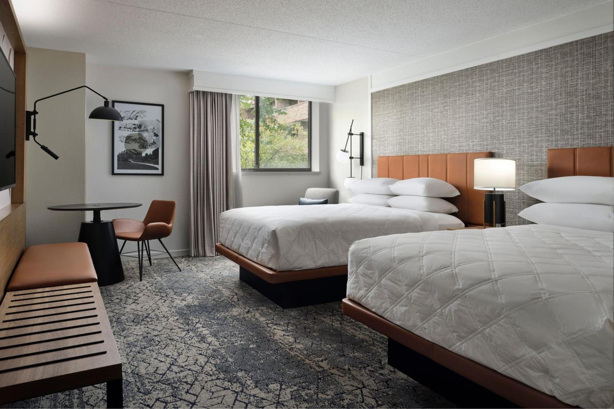 Sheraton Grand Rapids Airport Hotel Cascade Exterior photo