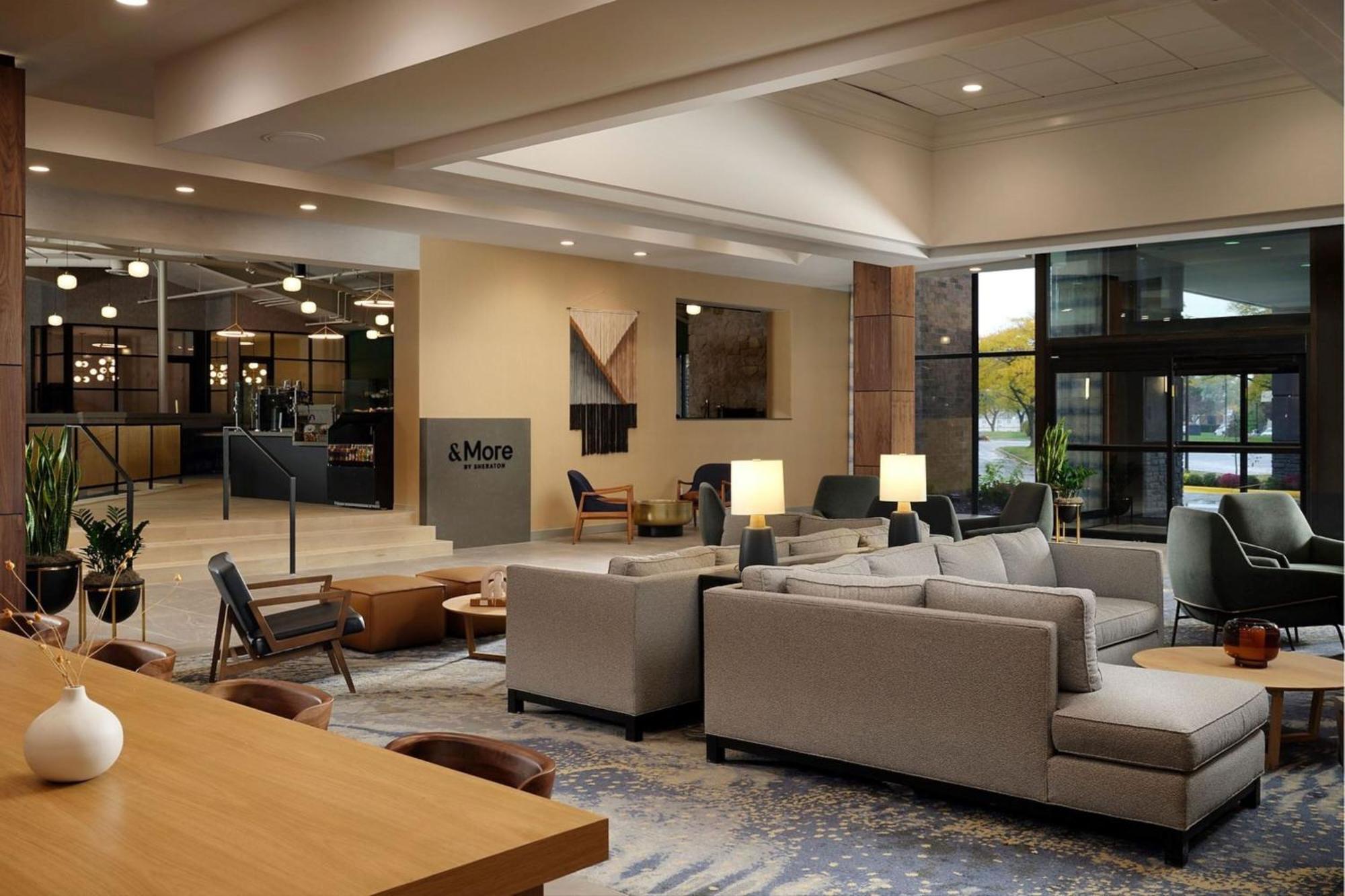 Sheraton Grand Rapids Airport Hotel Cascade Exterior photo